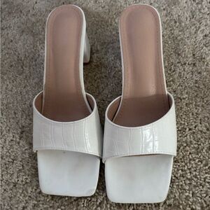 Women's White Croc-Embossed Slide Sandals